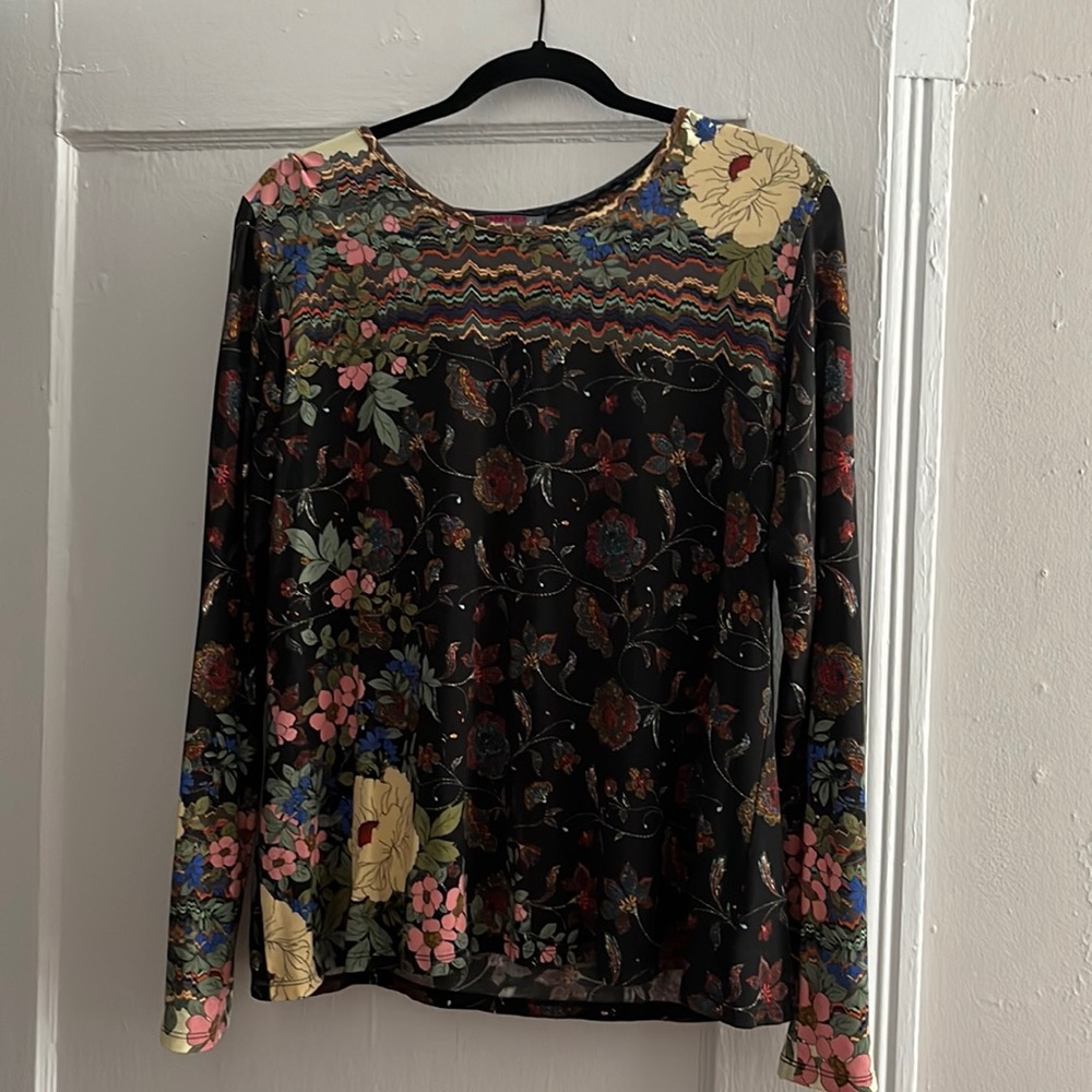 Johnny Was - Flower Favorite long sleeve crew neck swing tee